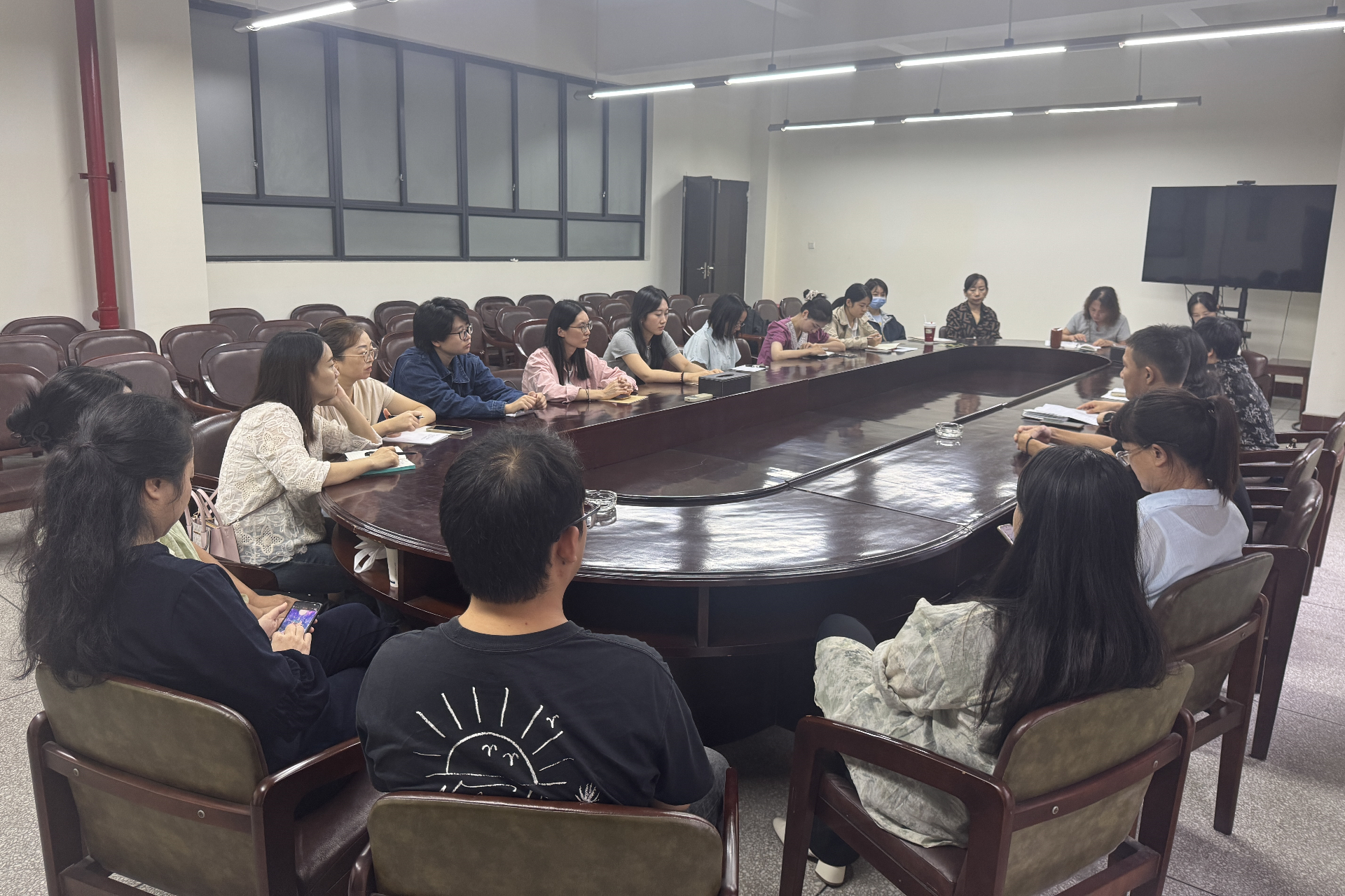 综合教学部召开2025秋季学期第一次全体专兼职教师工作会议